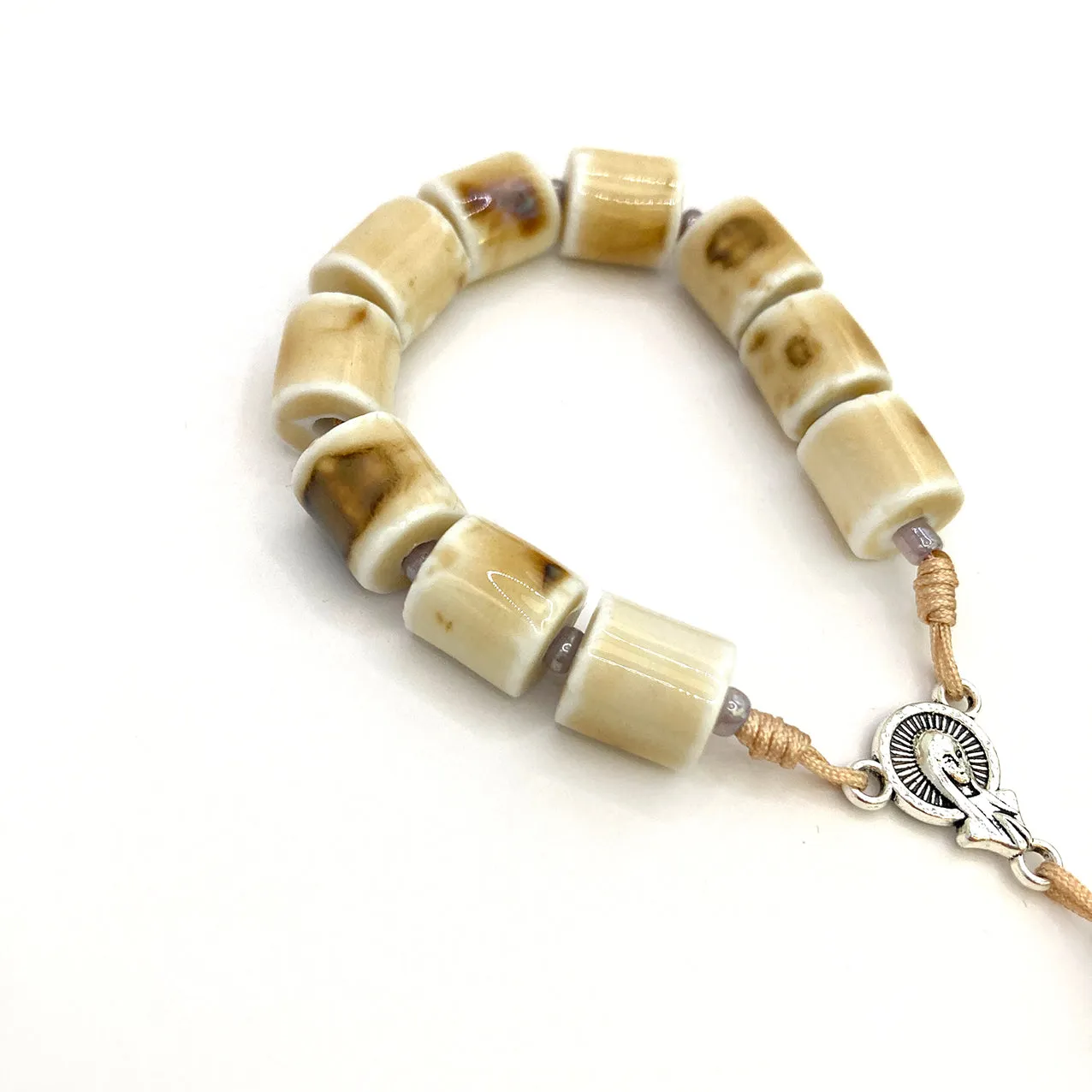 Scheichelbauer Design-Unikat Rosenkranz Keramik beige