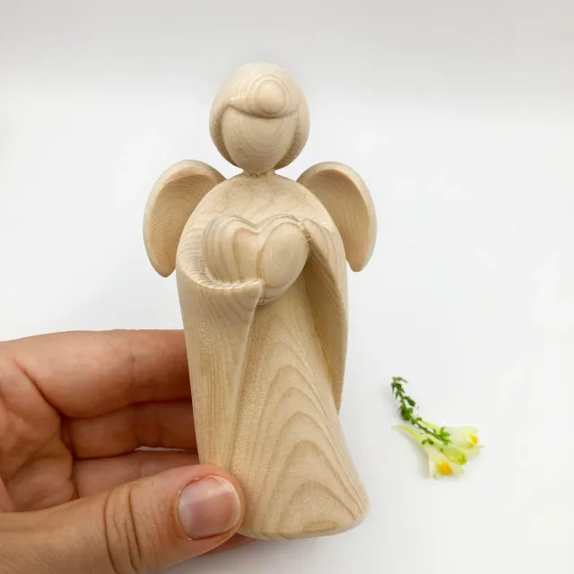 Rosenkränze Scheichelbauer Engel mit Herz Liebe Holzengel